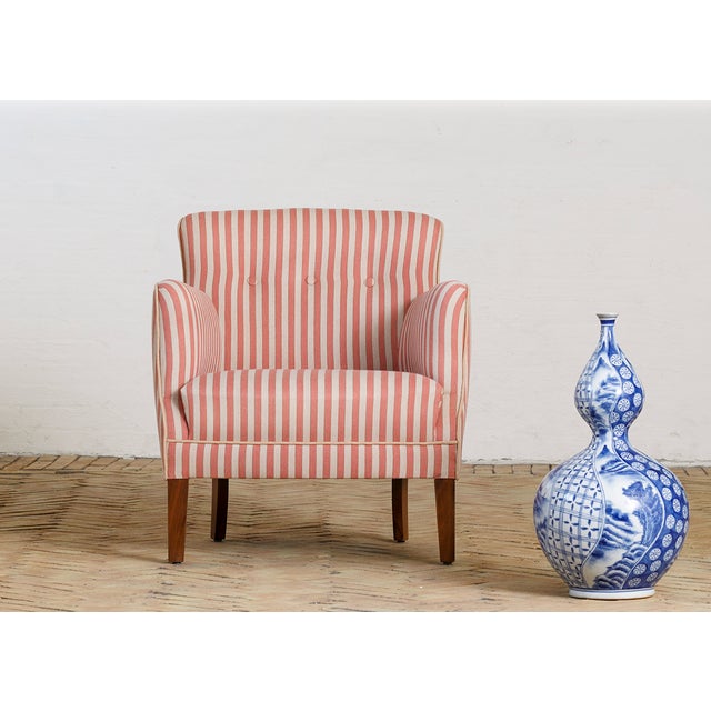 No. 920 Chair in Swedish Wool Upholstery, 1950s, in Restored conditions. Designed 1950 to 1959