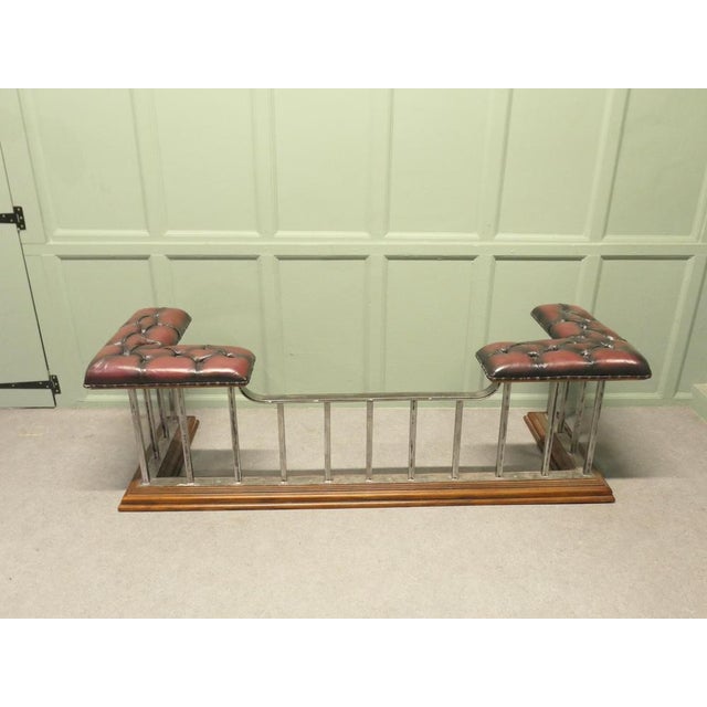 A Large Heavy Victorian Brass Club Fender Set on Wood This is an elegant piece of country House Furniture the seats have...