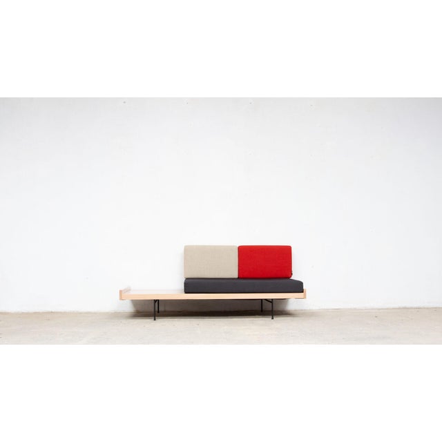 Mid-Century Modern Daybed by Pierre Paulin for Ligne Roset, 1950s For Sale - Image 3 of 10