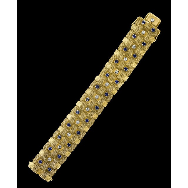 3 Carat Sapphire and 2 Carat Diamond Bracelet in 18 Karat Yellow Gold 116 Gm For Sale - Image 10 of 18