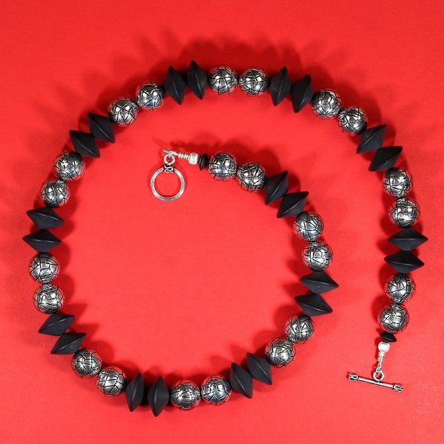 2020s Ajd 24 Inch Matt Black Onyx and Silver Tone Exotics Necklace For Sale - Image 5 of 5