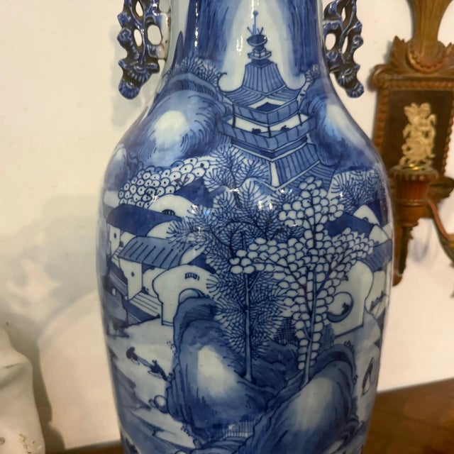 Antique 1950s Traditional Qing Dynasty Style Chinese Porcelain Vase For Sale - Image 11 of 13