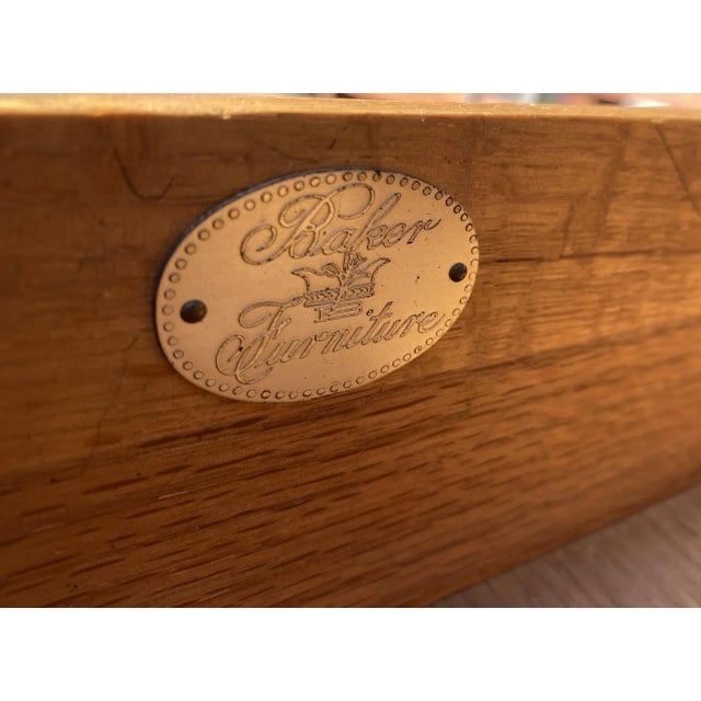 Baker Furniture Company Mid Century Baker End / Side Table For Sale - Image 4 of 10