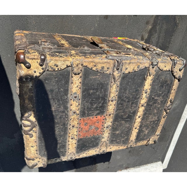Late 19th Century Authentic Late 19th-Century Dome-Top Steamer Trunk For Sale - Image 5 of 12