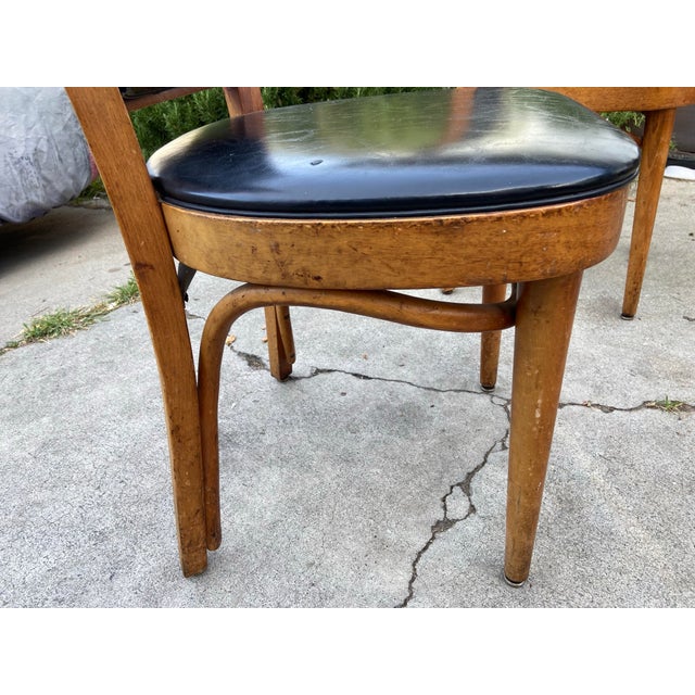 Mid-Century Modern Vintage Set of 4 Thonet Style Bentwood Dining Chairs -MCM Needs Restoration For Sale - Image 3 of 12