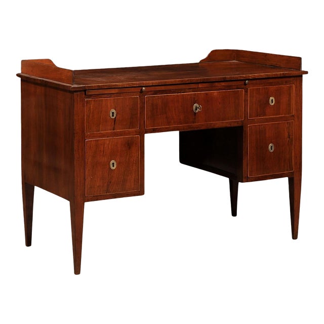 Italian 1820s Walnut and Mahogany Desk with Five Drawers, Pull-out and Banding For Sale