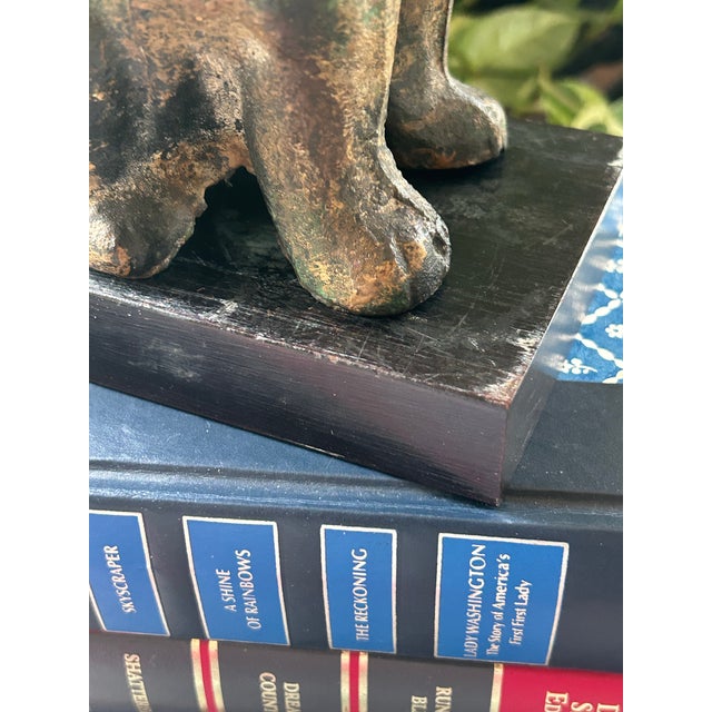 Verdigris Mid-Century Japanese Cast Iron Rabbit Okimono Sculpture With Verdigris Patina on Display Base For Sale - Image 8 of 10