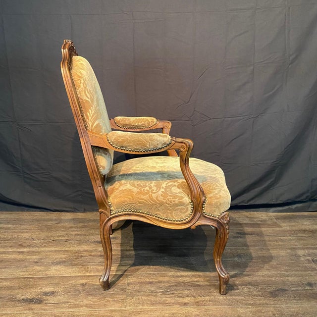 French Louis XV Carved Armchairs With Cut Velvet Mohair -Set of 4 For Sale - Image 13 of 16