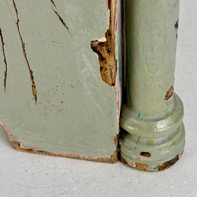Wood Vintage Architectural Salvage Wood Element With a Trefoil Design and a Side Column For Sale - Image 7 of 10