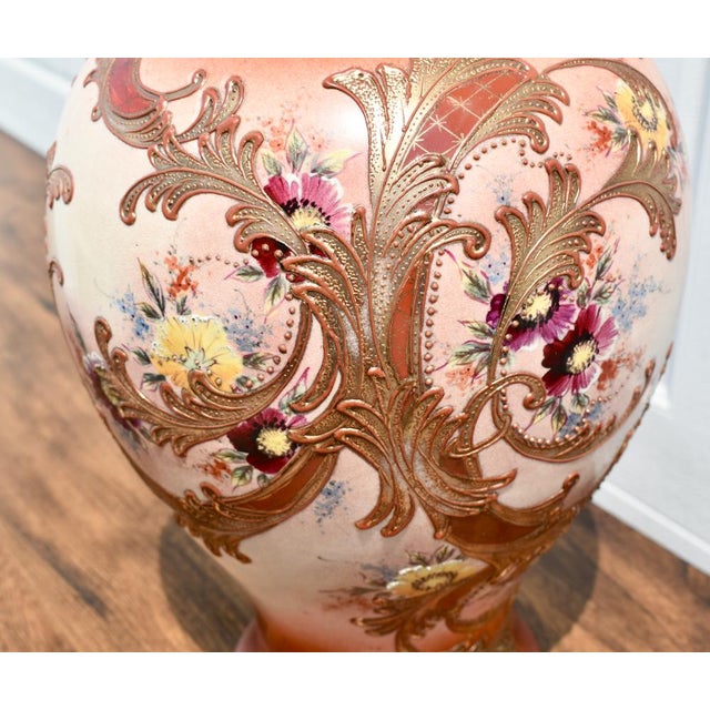 Ceramic Vintage Japanese Kutani Style Ginger Jar W/Figural Lid For Sale - Image 7 of 12