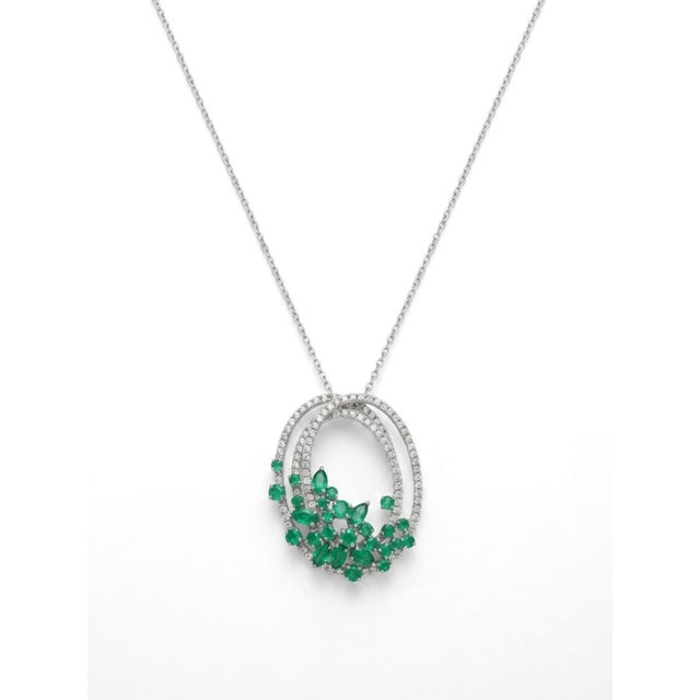18k Gold Emerald and Diamond Pendant, 3.53ct Emerald For Sale In New York - Image 6 of 8