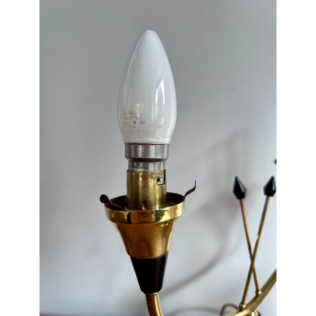 Vintage Table Lamps in Brass and Opaline, 1950s, Set of 2 For Sale - Image 3 of 13