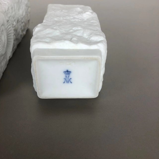 Op Art Biscuit Porcelain Vase from AK Kaiser, Germany, 1970s, Set of 2 For Sale - Image 15 of 17