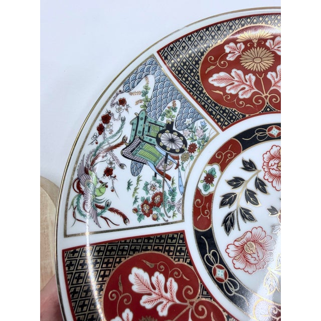 Mid 20th Century Mid 20th Century Japanese Imari Porcelain Fan-Shaped Dish in Red and White For Sale - Image 5 of 10