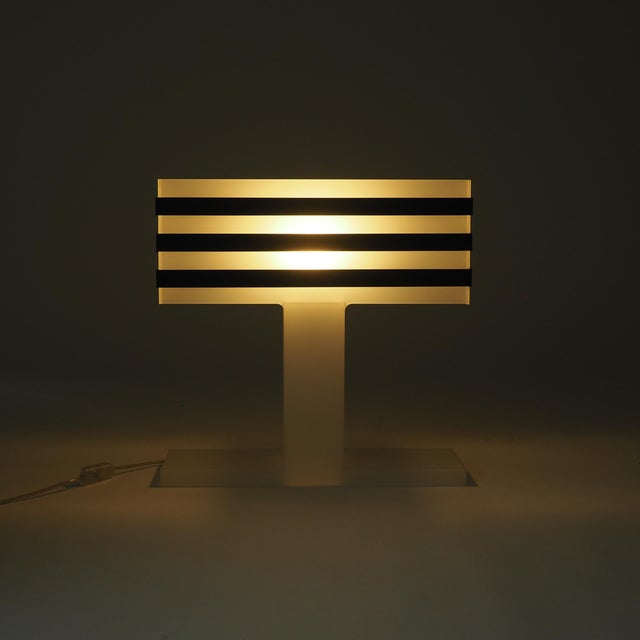 Modern Acrylic Glass Table Lamp, 1980s For Sale - Image 6 of 18