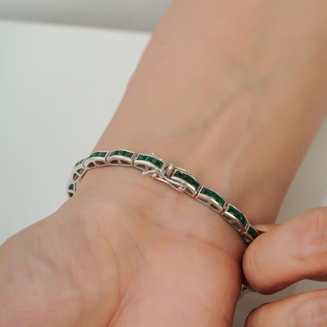 Emerald Art Deco 5.74 Ct Natural Emerald Channel-Set Tennis Bracelet - New Year Gift For Sale - Image 8 of 13