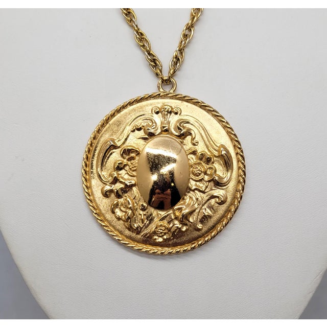 Baroque Vintage 1960s Signed Napier Baroque Style Goldtone Round Pendant Necklace For Sale - Image 3 of 9