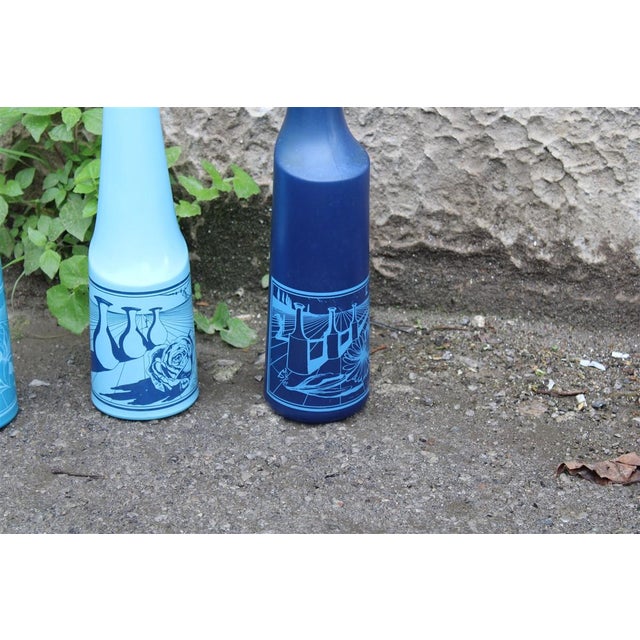 one of the caps has a small break, see photo This piece has an attribution mark, I am sure that it is completely authentic...