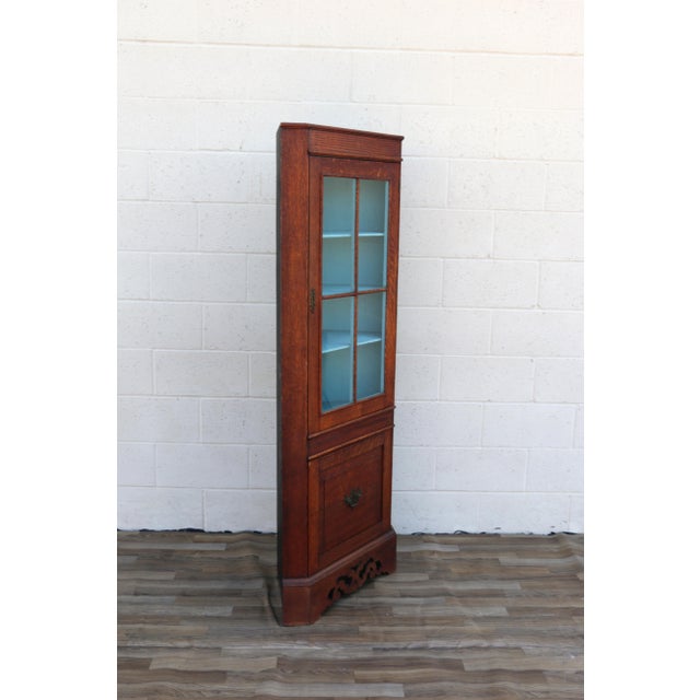 Antique 1920s English Oak Corner Cabinet by Walter Skull & Son Ltd. For Sale - Image 9 of 18
