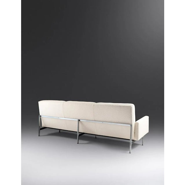 Mid-Century Modern Late 20th Century Modern American Florence Knoll Parallel Bar Sofa - Relax Collection For Sale - Image 3 of 3