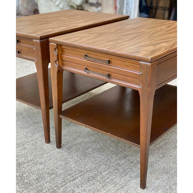 Brown Mid-Century Modern Walnut Sculpted End Tables by Mersman - a Pair For Sale - Image 8 of 11