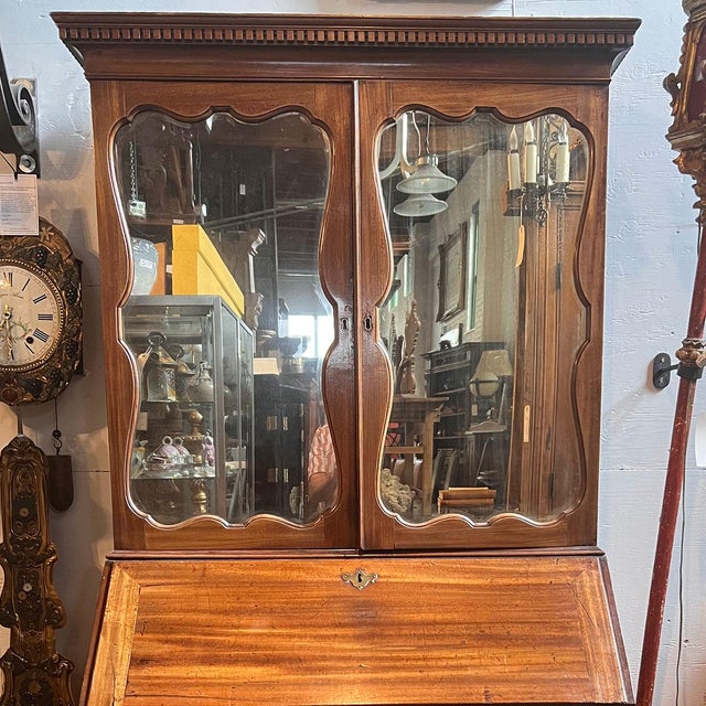 English George II Mahogany Mirrored Bureau Cabinet (Secretary Bookcase) For Sale - Image 4 of 16