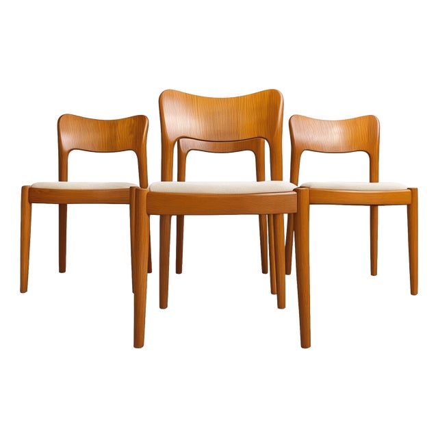 Danish Modern Dining Chairs in Teak by Niels Koefoed for Koefoeds Hornslet Møbelfabrik A/S, Denmark, 1970s, Set of 4 For Sale