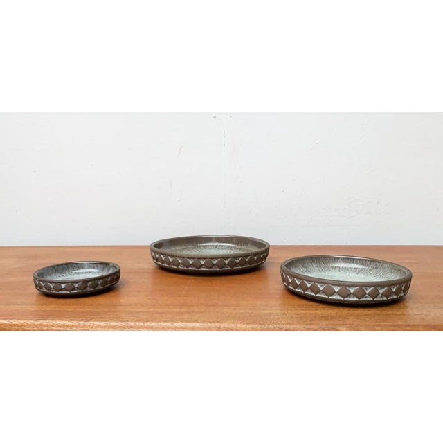 Mid-Century Danish Studio Pottery Bowls from Frank Keramik, 1960s, Set of 3 For Sale - Image 4 of 18