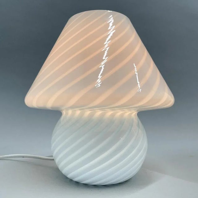 Glass Murano Glass Swirl Table Lamps attributed to Paolo Venini, 1970s, Set of 2 For Sale - Image 7 of 9