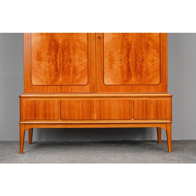 Brown Mid-Century Modern Highboard in Walnut, 1900s For Sale - Image 8 of 16