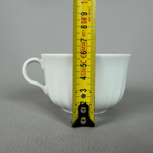 White Porcelain Tea Set for Ten People by Richard Ginori, 1940s, Set of 23 For Sale - Image 10 of 11