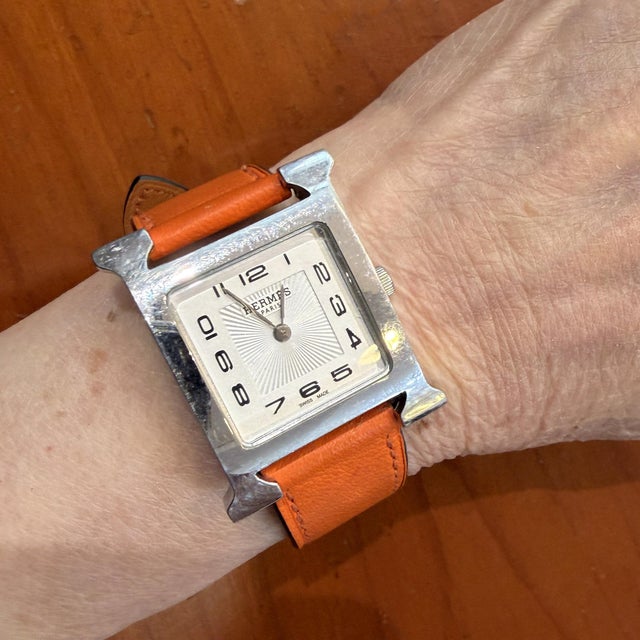 Metal Vintage Hermes Heure H 30mm Steel White Dial Orange Swift Strap Quartz Watch For Sale - Image 7 of 7