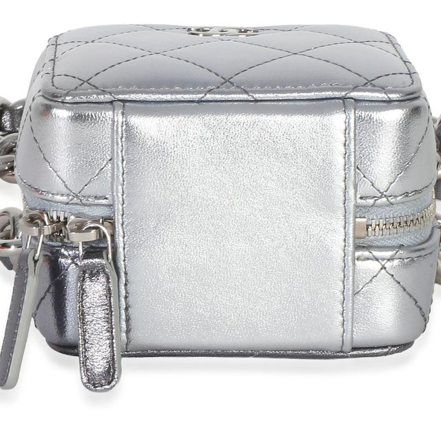 2020s Metallic Quilted Lambskin Coco Punk Clutch With Chain For Sale - Image 5 of 9
