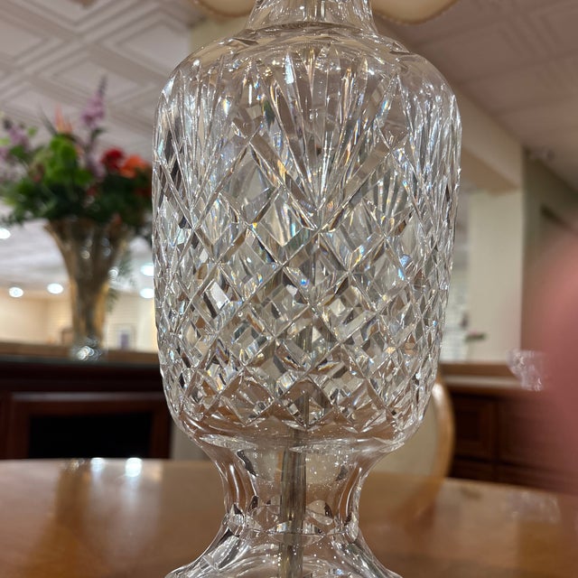 Traditional Late 20th Century Waterford Crystal Table Lamp – Diamond & Fan Cut With Scalloped Shade For Sale - Image 3 of 5