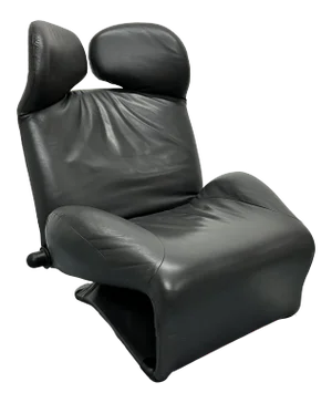 Toshiyuki Kita Wink Charcoal Gray Leather Lounge Chair for Cassina, 1980s