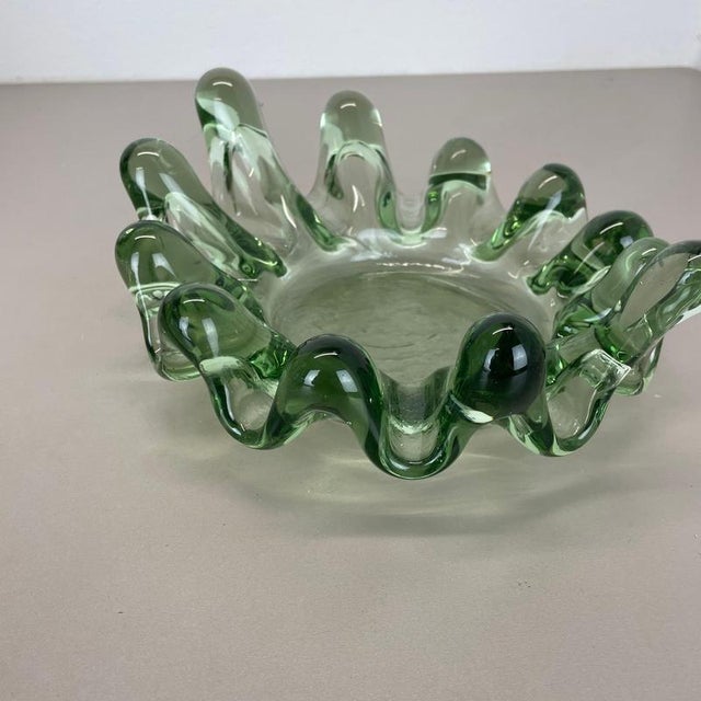 Gold Large Brutalist Lucid Glass Shell Ashtray, France, 1970s For Sale - Image 8 of 18