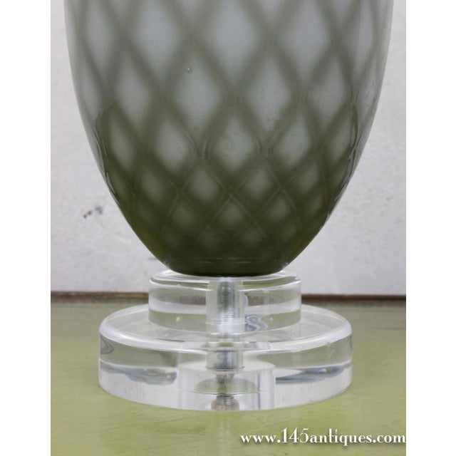 Pair of Italian Murano Glass Table Lamps With Diamond Pattern, 1950s For Sale In New York - Image 6 of 10