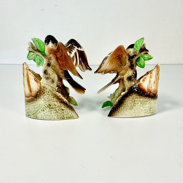 1950s 1950s Mid-Century Boho Chic Arts & Crafts Porcelain Robin Bookends - A Pair. For Sale - Image 5 of 12