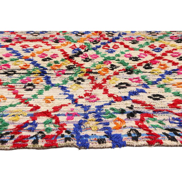 Berber Tribes of Morocco Vintage Azilal Boucherouite Moroccan Rug, 04'08 X 09'01 For Sale - Image 4 of 10