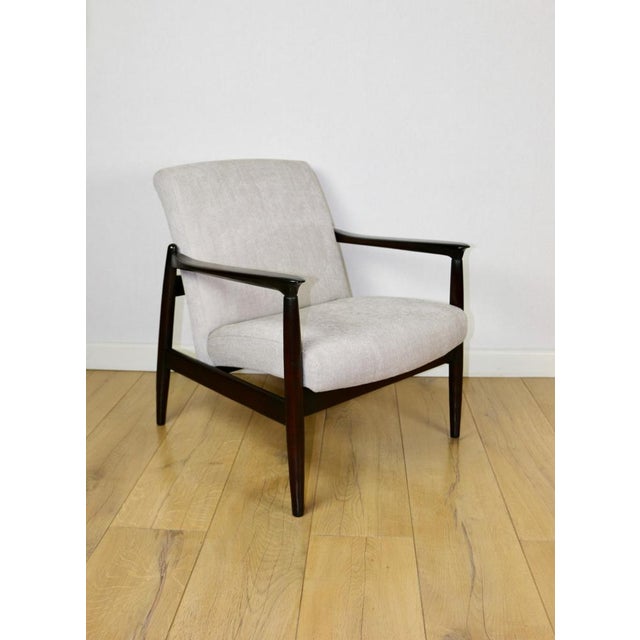 Beige Light Grey Boucle GFM-64 Armchair attributed to Edmund Homa, 1970s For Sale - Image 11 of 11