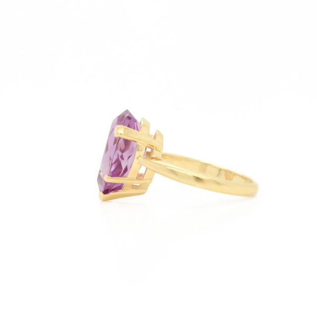 14k Gold & High Set Pear Cut Amethyst Cocktail Ring For Sale In Philadelphia - Image 6 of 10