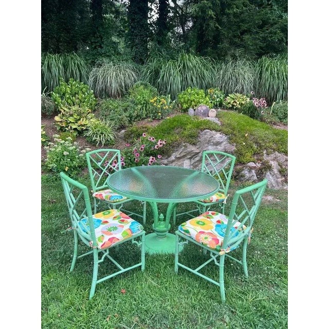 Vintage Meadowcraft Dining Patio Set . Round 48" diameter table with four matching chairs . Round tempered glass top that...