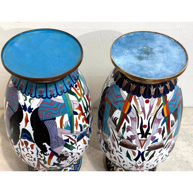 Pair of Chinese Cloisonné Vases with Egyptian Revival Motifs, Later 20th Century For Sale - Image 9 of 18