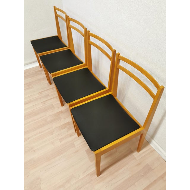 Designed by Branko Ursic and manufactured by famous Yugoslavian manufacturer STOL Kamnik in the 1970s. The model of the...