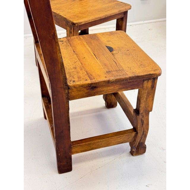 Pair of Mid-Century Mexican Rustic Pine Chairs With Carved Razor Blade Backs and Legs For Sale - Image 4 of 16