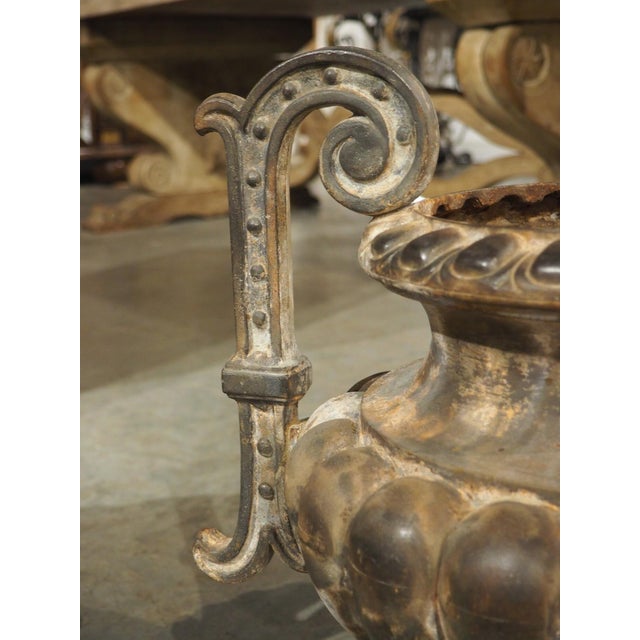 Pair of 19th Century Alfred Corneau Stamped Cast Iron Pots From France, “No. 2” For Sale - Image 9 of 18