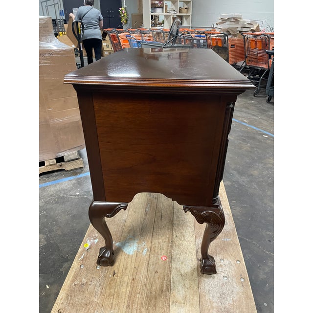 Late 20th Century Philadelphia Chippendale-Style Lowboy by Councill Furniture For Sale In Nashville - Image 6 of 10