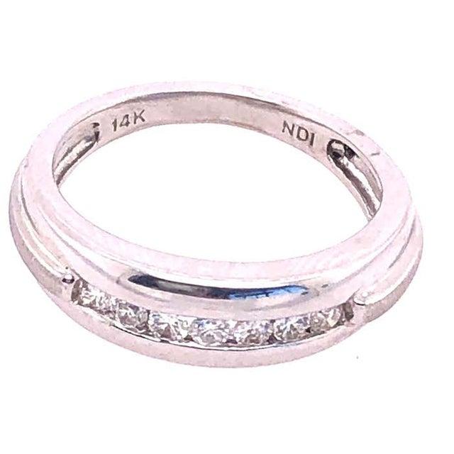 Antique White 14 Karat White Gold and Diamond Wedding Band 0.21 Total Diamond Weight, Size 4.75 For Sale - Image 8 of 8
