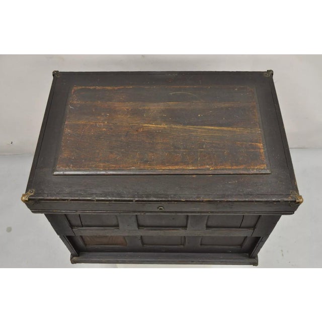 Antique Mission Arts & Crafts Oak Wood Carpenters Tool Chest Cabinet W/ Drawers For Sale In Philadelphia - Image 6 of 12