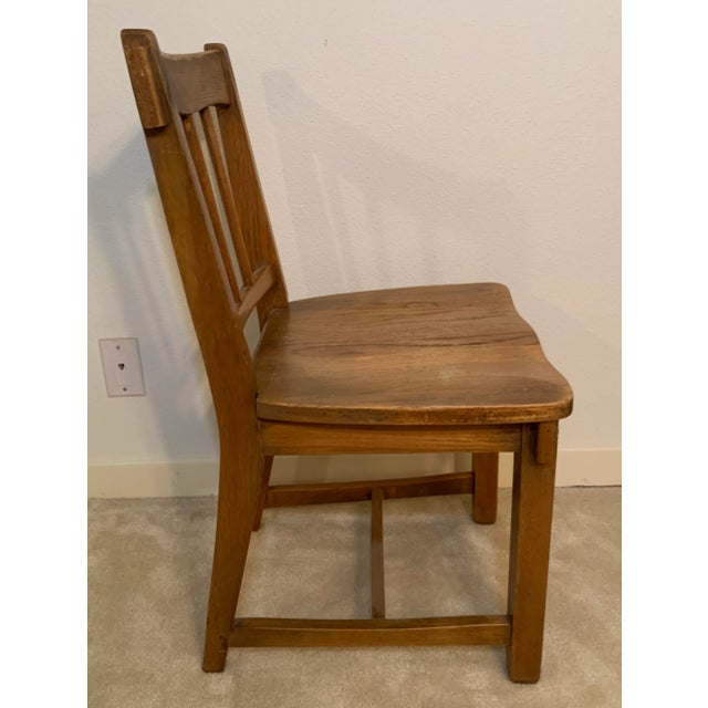 Early 20th Century Vintage Early American Oak Chair For Sale - Image 4 of 8